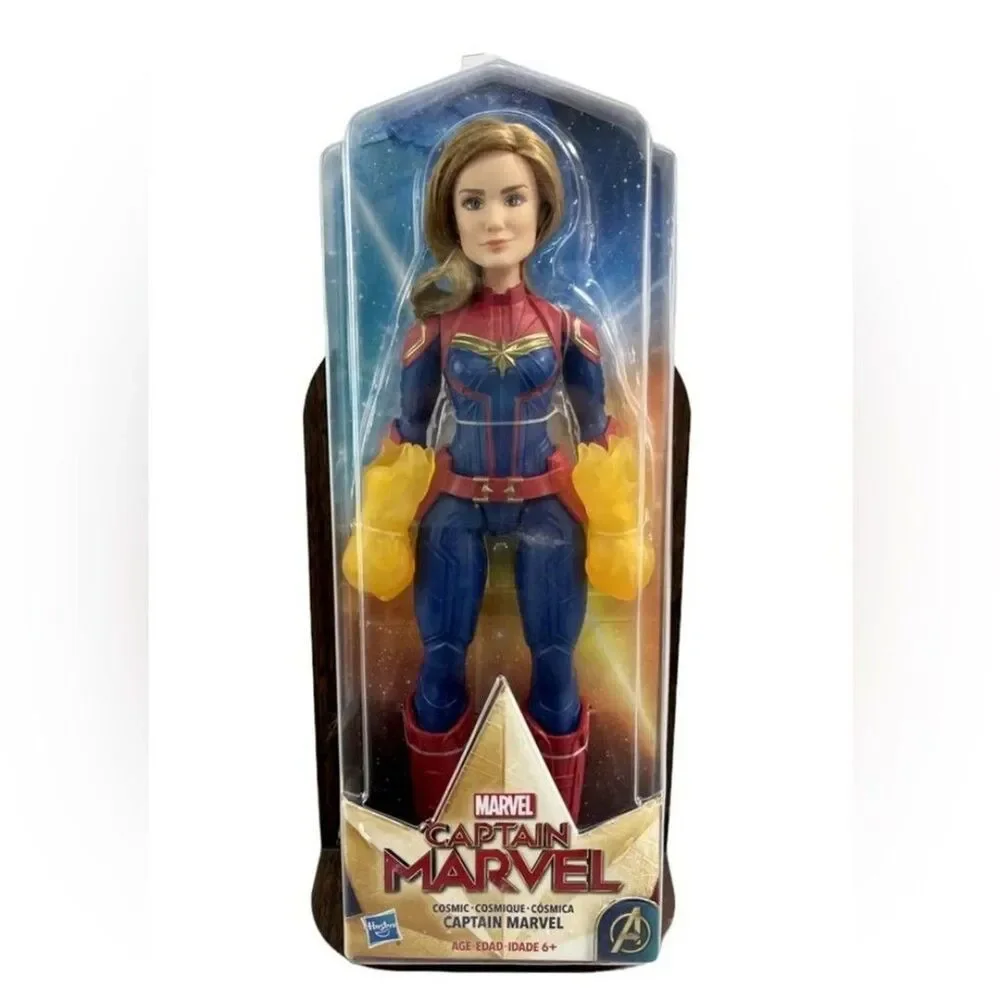 CAPTAIN MARVEL 11